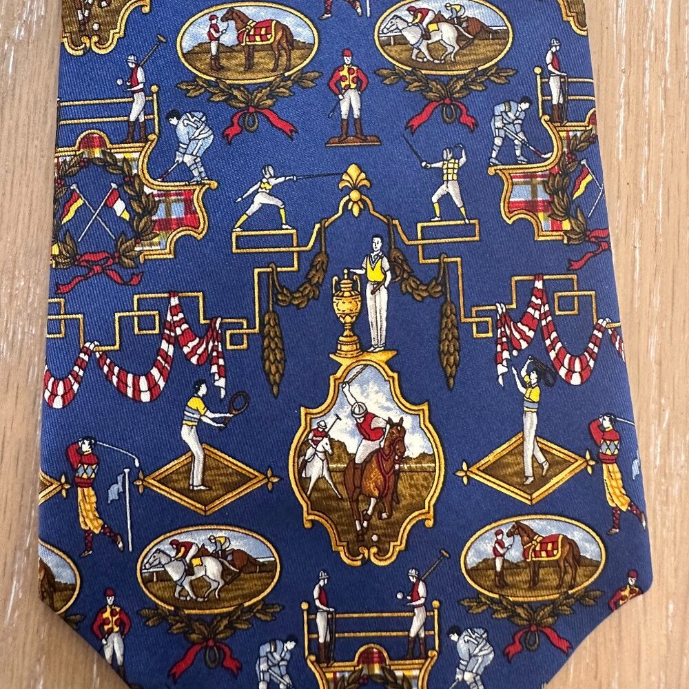 Classic Salvatore Ferragamo Blue Tie 100% Silk